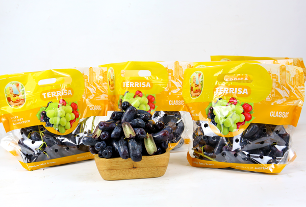 TERRISA Classic Sweet Sapphire Australia Grapes